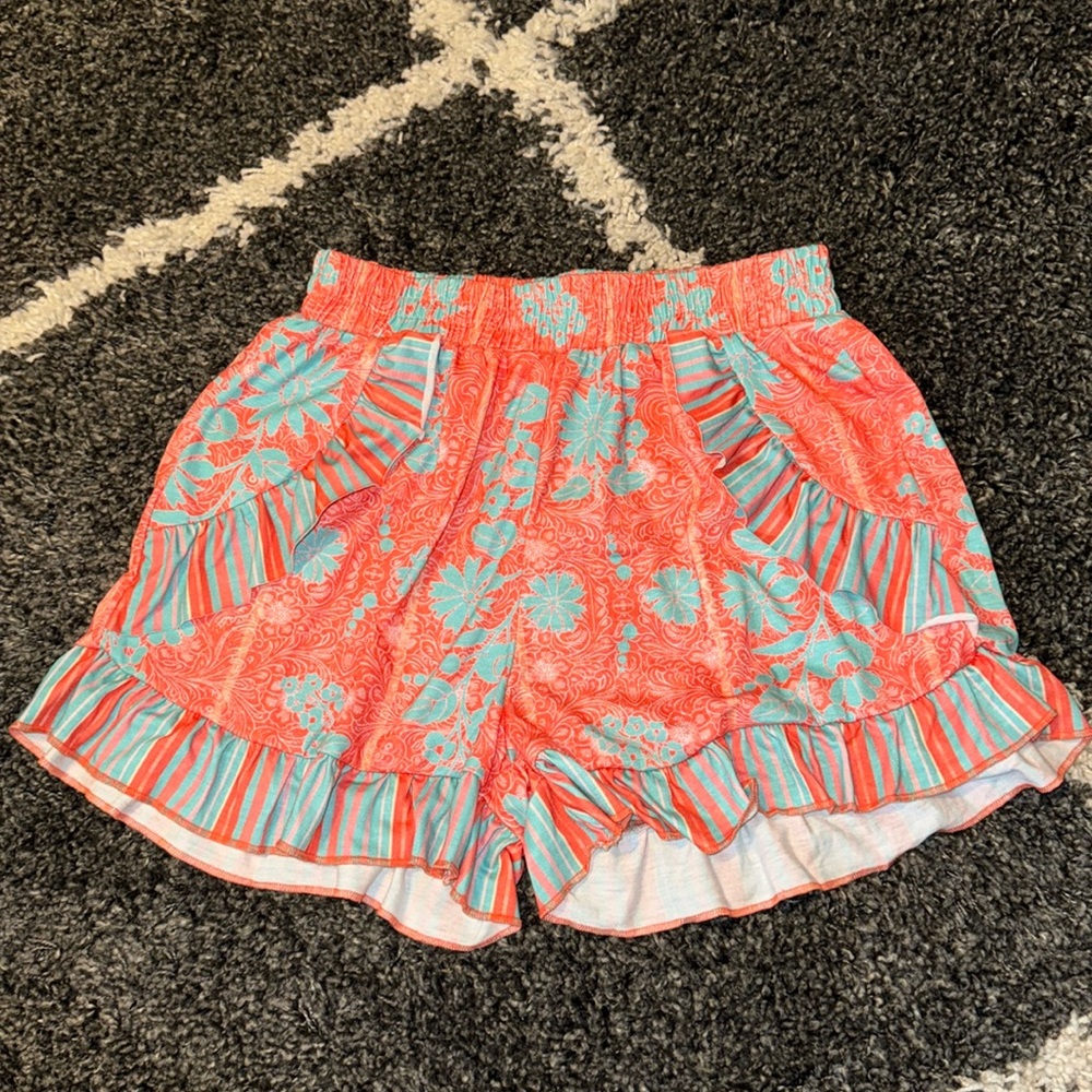 10 for $15 SALE ⭐️ Women’s coral/aqua ruffle shorts NWT PJs or swim coverup!
